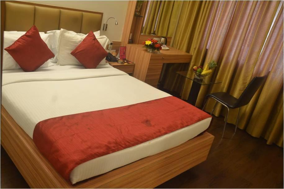 Hotel Plaza Bombay Habitación foto