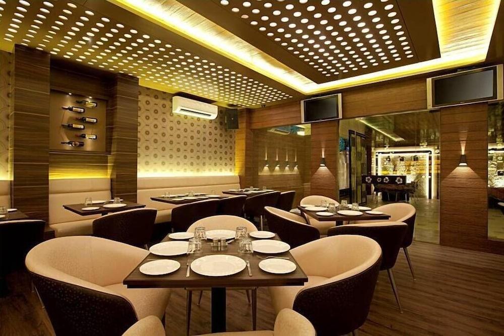 Hotel Plaza Bombay Exterior foto